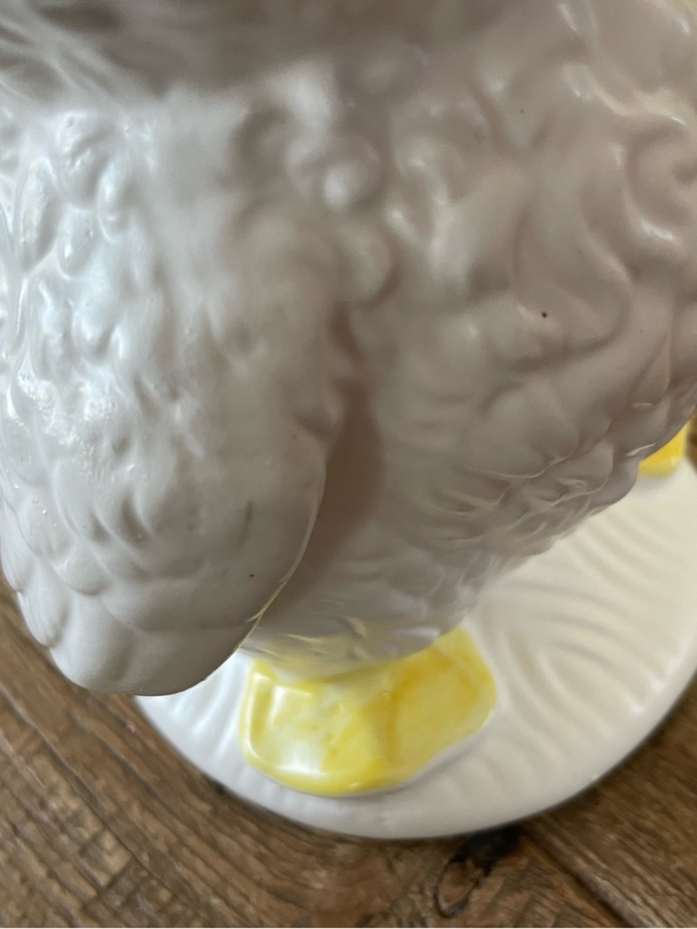 Vintage Chick Vase/Utensil Holder In Excellent Condition - Picture 5 of 8